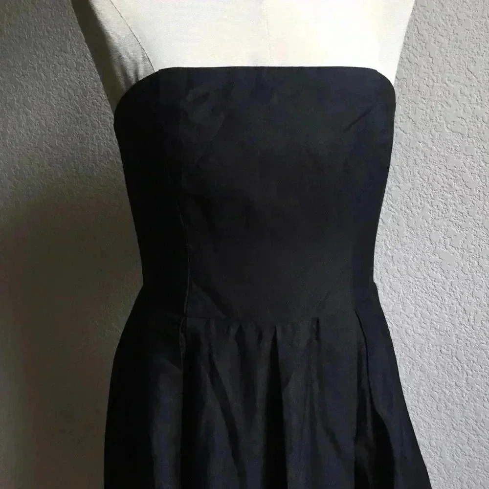 Robbie Bee Black Strapless Floral Dress - Picture 5 of 7